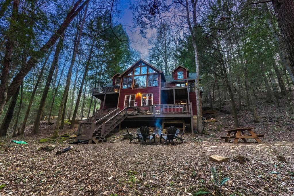 Private Creekside Cabin+Hot Tub,Pool Table, & Pets Елиджей Екстериор снимка