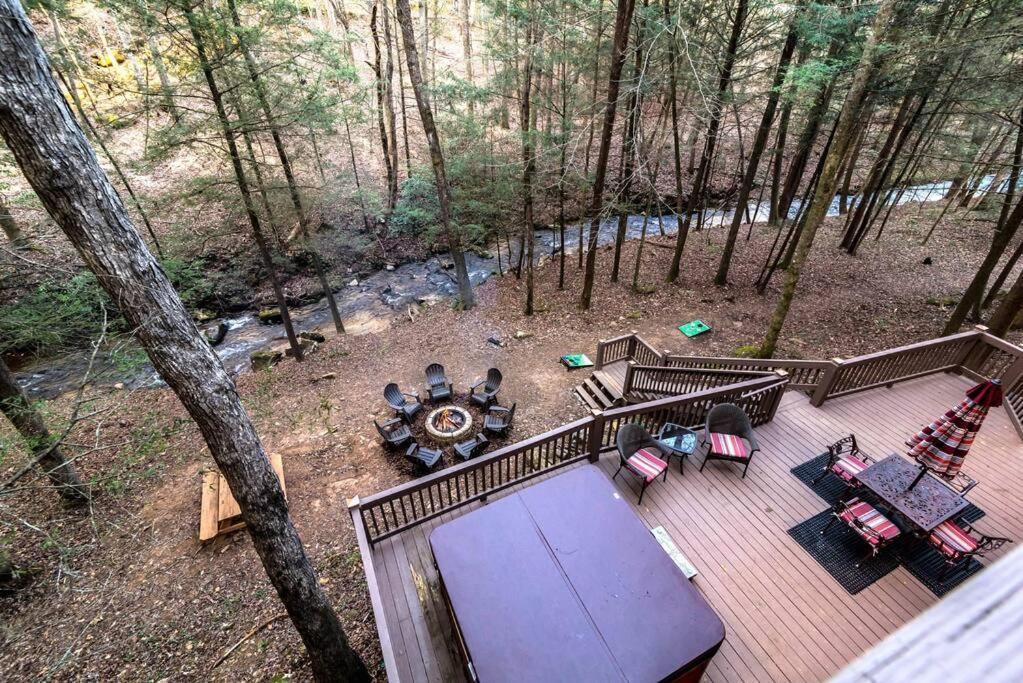 Private Creekside Cabin+Hot Tub,Pool Table, & Pets Елиджей Екстериор снимка